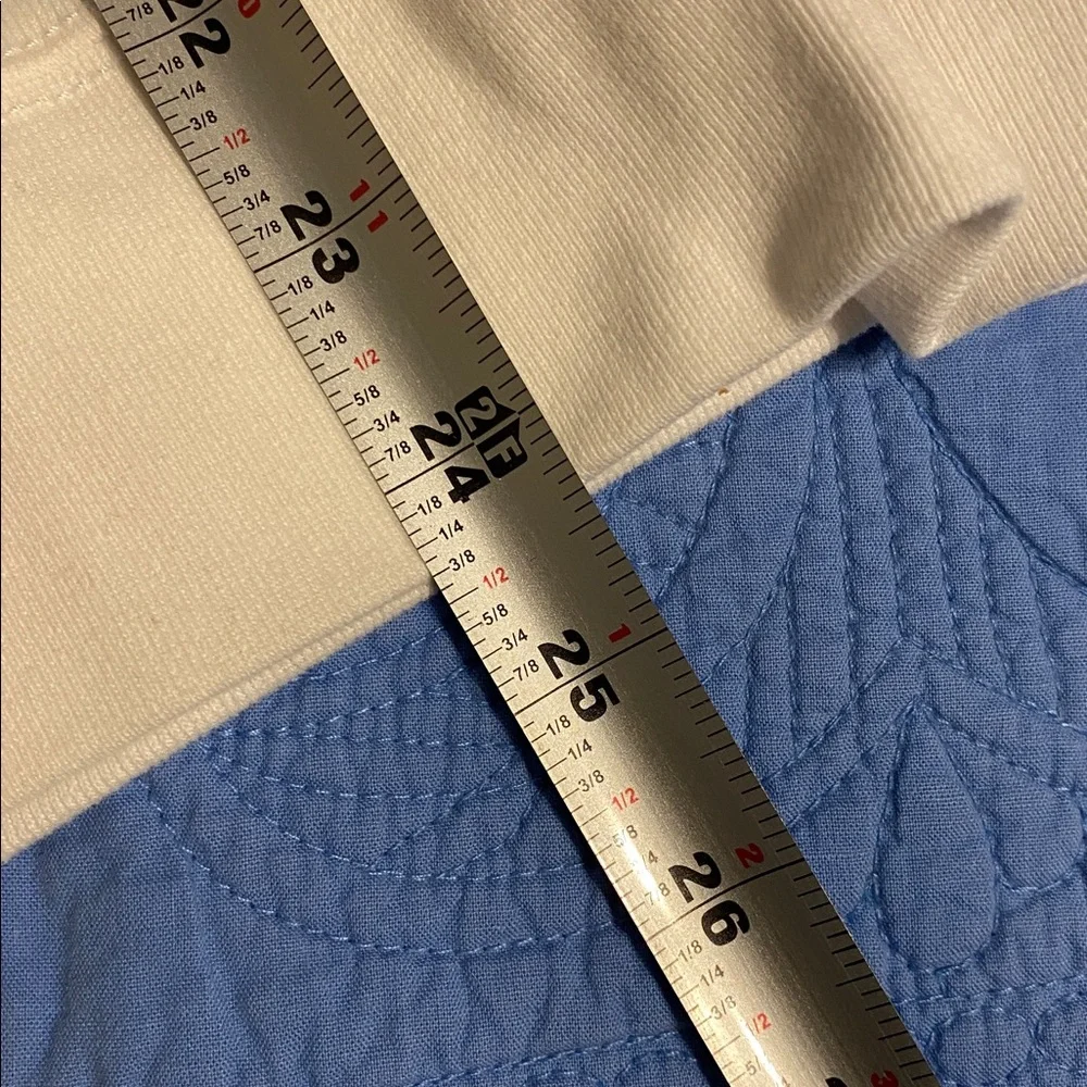 Eddie Bauer White and Orange Crewneck Top. Soft and comfortable - Picture 6 of 7